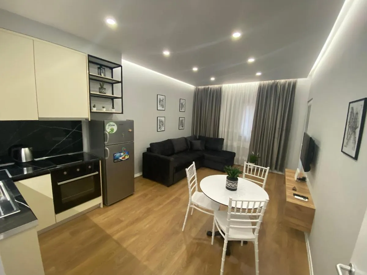 Franci'S Apartment No2 Tiran